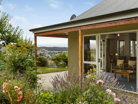 Alexandra 4部屋 Stunning Family Home with Views
