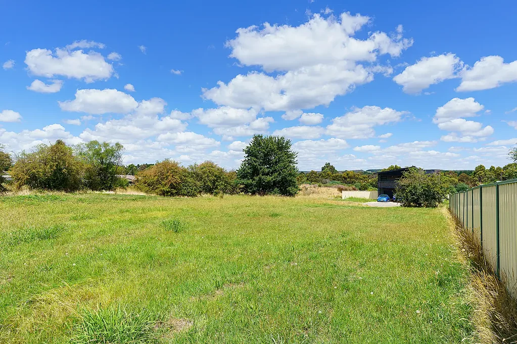 Creswick  PRICED TO SELL!
