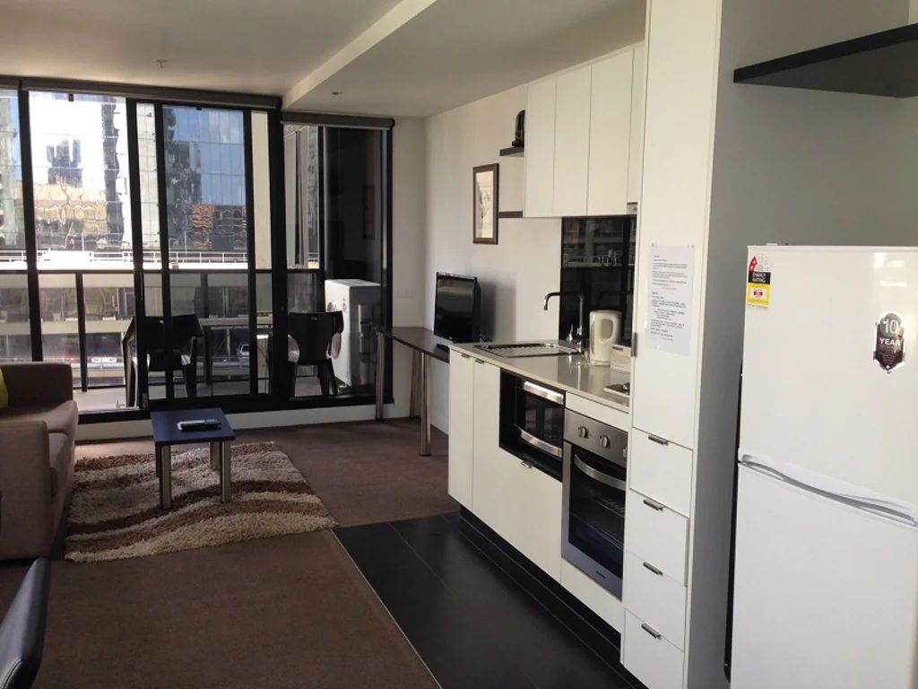 Melbourne 1房 市中心一房公寓  宽敞舒适  现代厨卫  北向阳台  雅拉河畔  生活便捷  投资佳选 1 BEDROOM AND NORTH FACING BALCONY