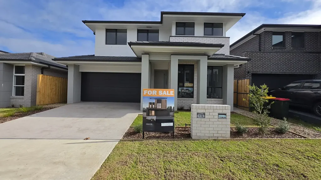 Box Hill 6 Bedroom 4 Bedroom Brand New Home,  2 Bedroom Granny Flat Dual Income