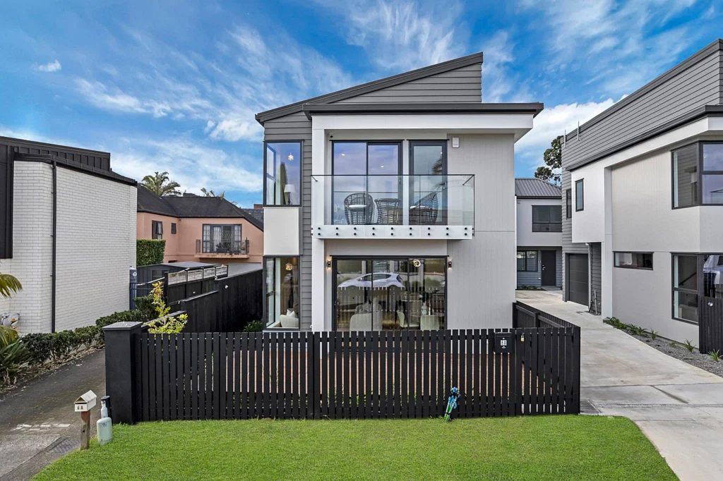 8A Hattaway Avenue, Bucklands Beach, Manukau City, Auckland