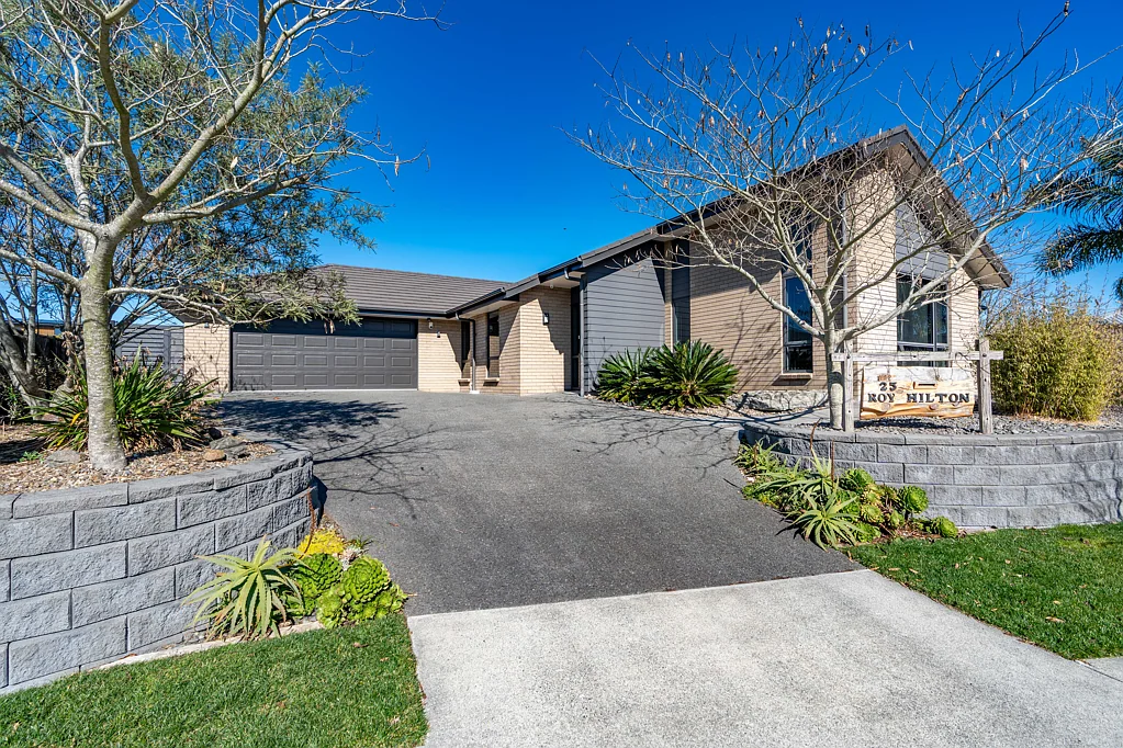 25 Roy Hilton Drive, Flagstaff, Hamilton, Waikato
