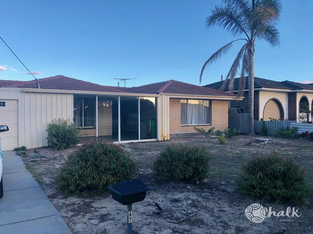 CONVIENENT LOCATION CLOSE TO THE BEACH!!!