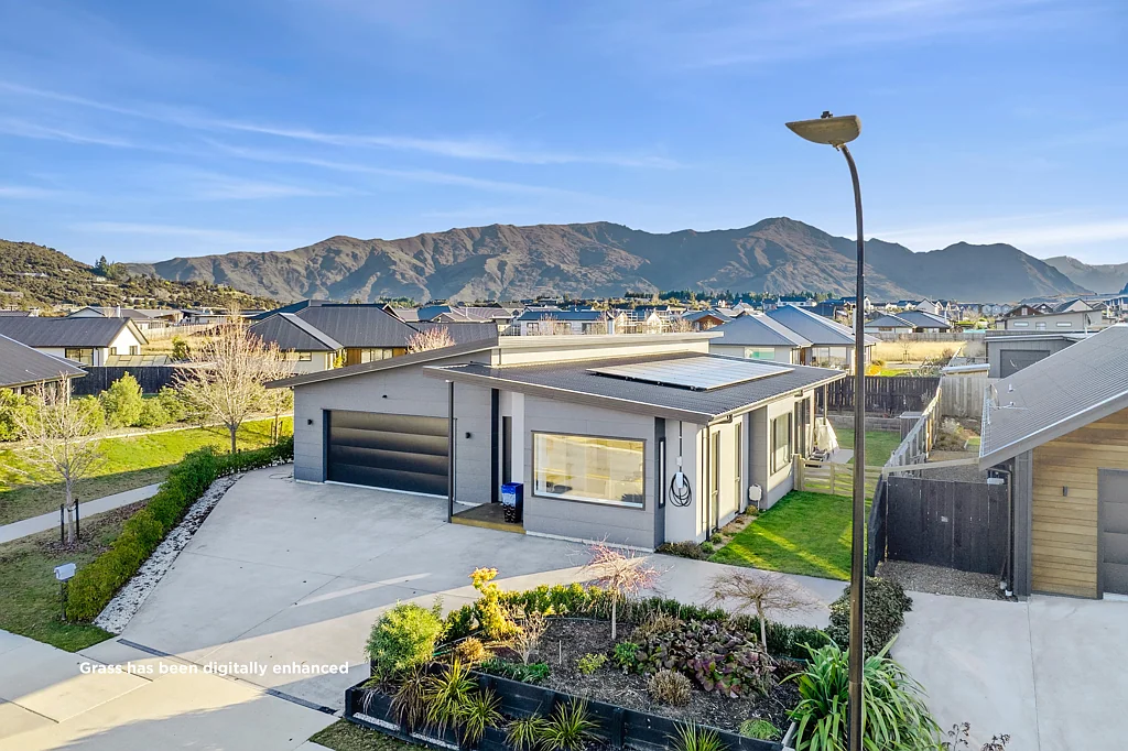 Wanaka 3Moenga Light, space and easy living