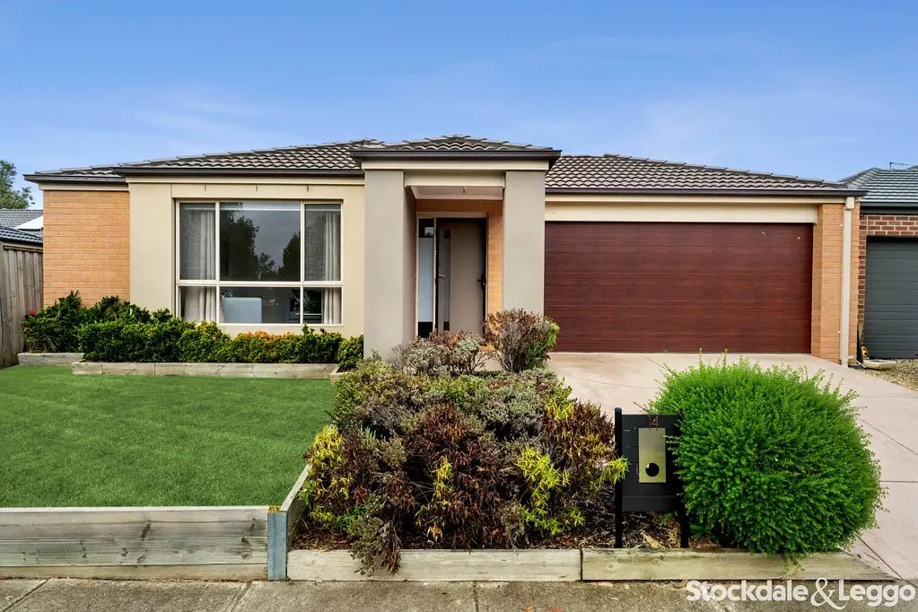 14 Falstone Circuit, Mickleham, VIC 3064