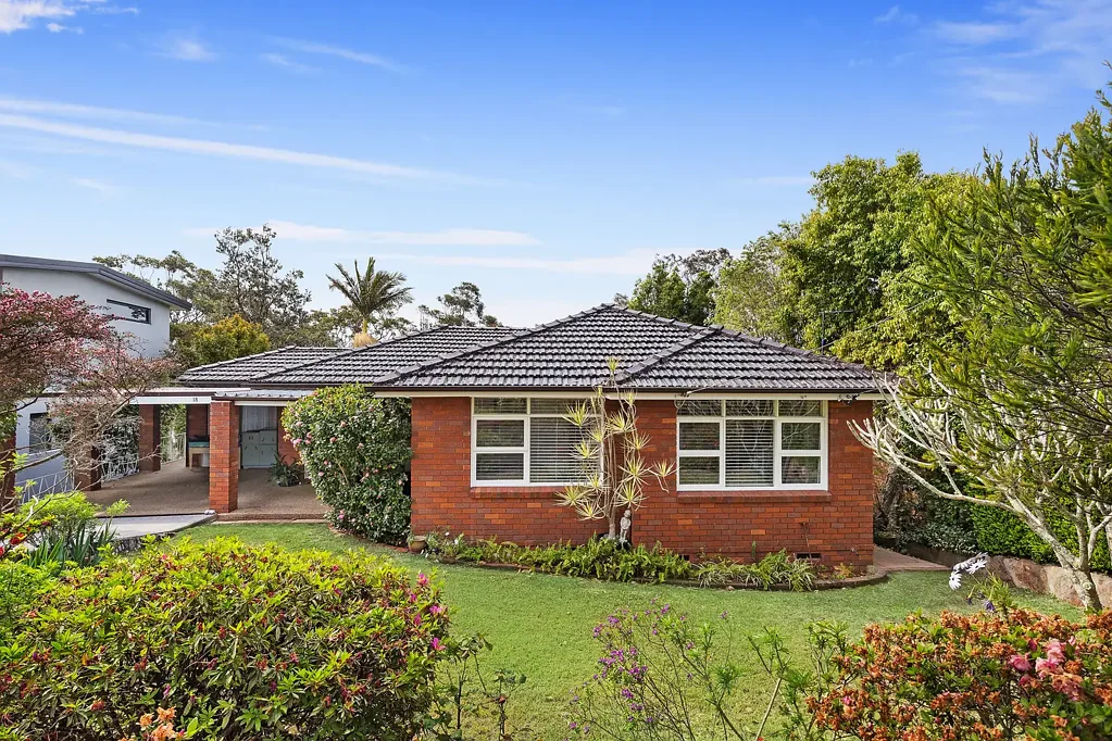 18 Marine Crescent, Hornsby Heights, NSW 2077