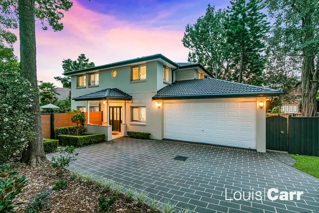 West Pennant Hills 5ਬੈੱਡਰੂਮ Charming Retreat: Immaculate Family Entertainer, 80m to CityBus + Murray Farm Zoning