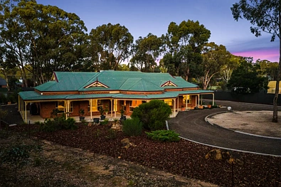 Maiden Gully 4chambre LIFESTYLE HOME ON A LARGER-THAN-NORMAL 5,324m2 ALLOTMENT