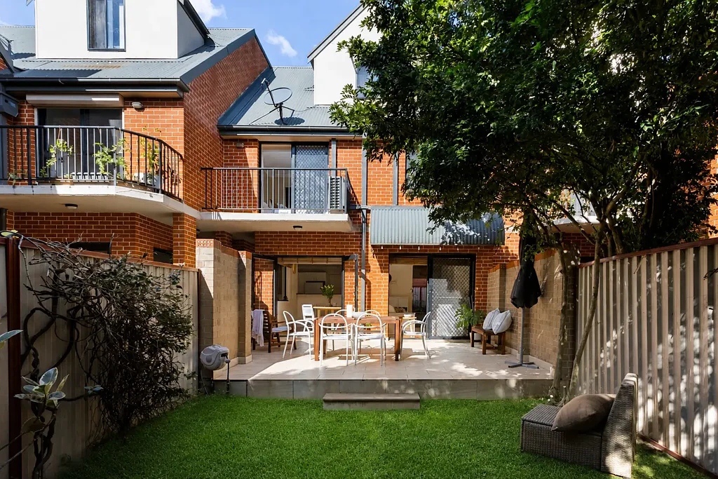 Leichhardt 4房 空间宽敞，专为家庭生活打造 Big on Space, Made for Family Living