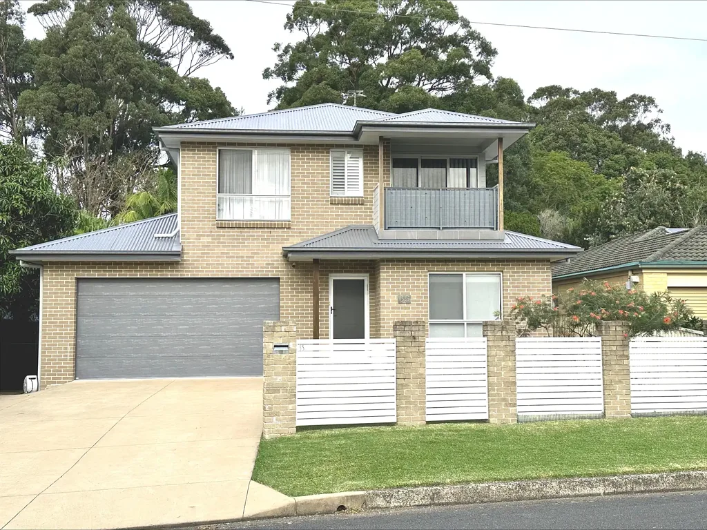 Space, comfort, and your own private oasis: Welcome home to 35 Beacon Avenue, Bulli.
