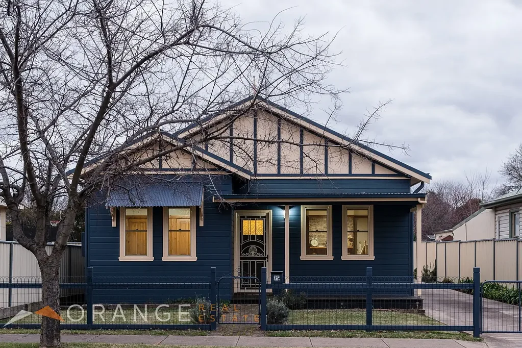 Orange 3બેડરૂમ Central Position, Immaculately Maintained