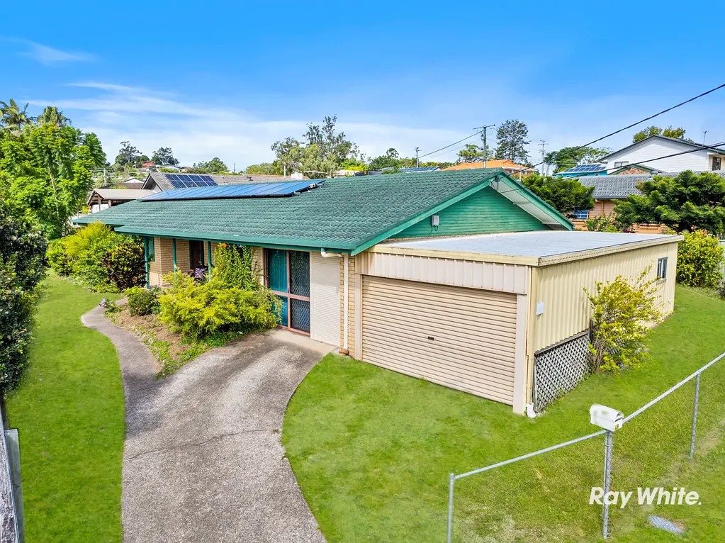 Spacious Family Home Located in the Heart of Springwood!