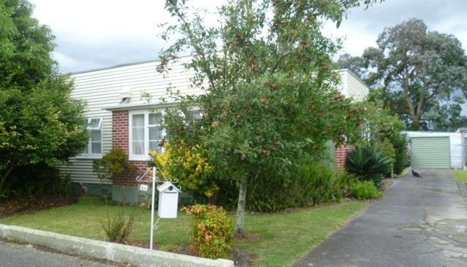 34 Savage Crescent, West End, Palmerston North, 2 ਕਮਰੇ, 1 ਬਾਥਰੂਮ