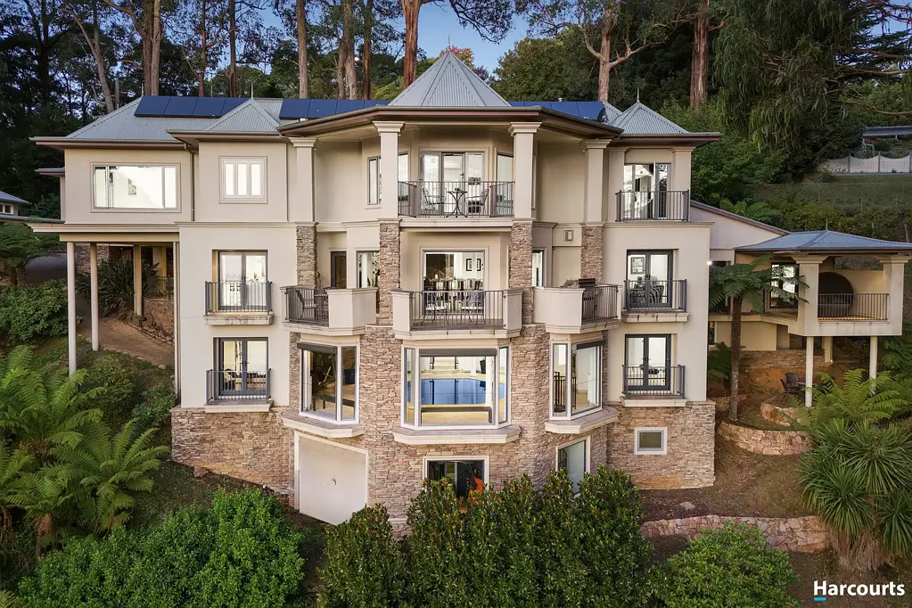 Ferny Creek 6ਬੈੱਡਰੂਮ Where City Sophistication Meets Mountain Stillness