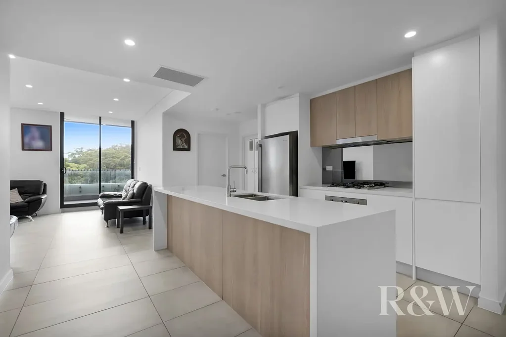 Blakehurst 3ਬੈੱਡਰੂਮ Luxury Apartment with Expansive Balcony & Premium Finishes