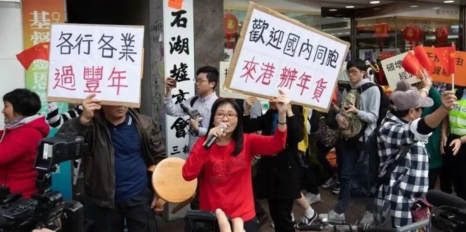 香港民众遊行抗議特區政府無能，到底什么事情惹怒港民？