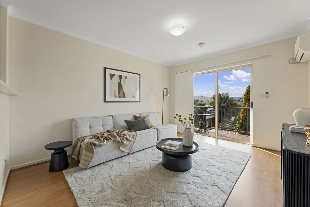 Adelaide 2房  Resort-Style Living with Hills Views