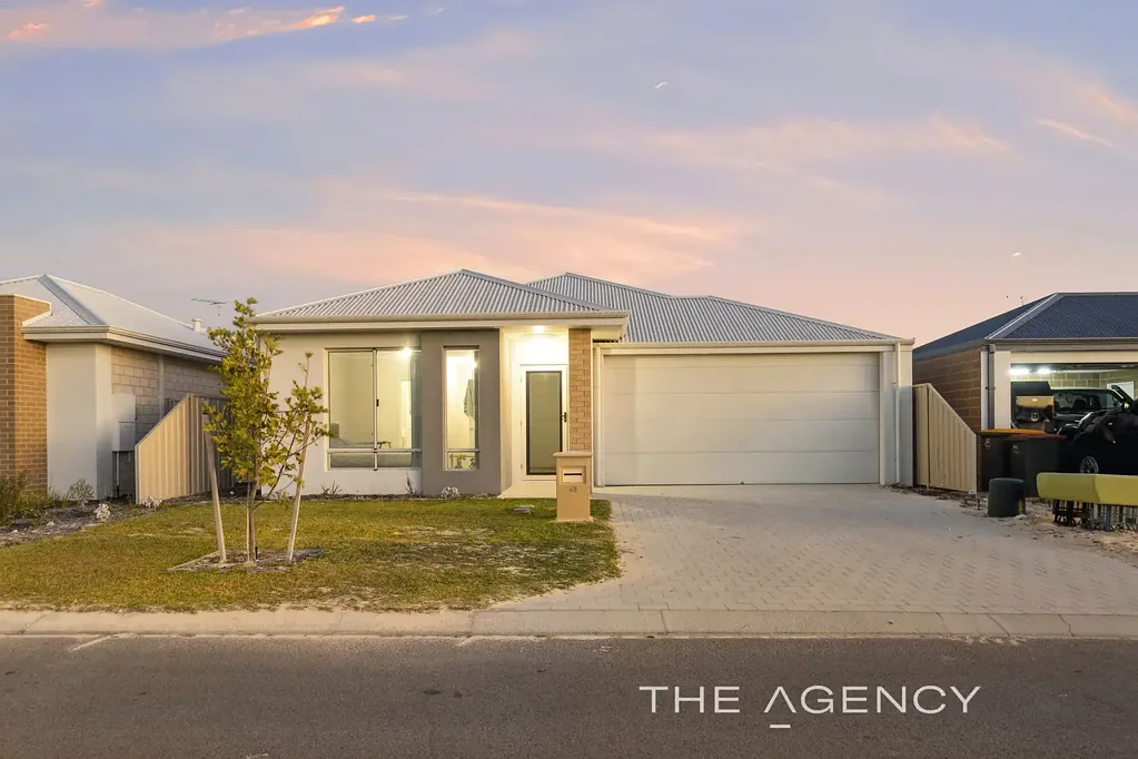 13 Volunteer Street, Two Rocks, WA 6037