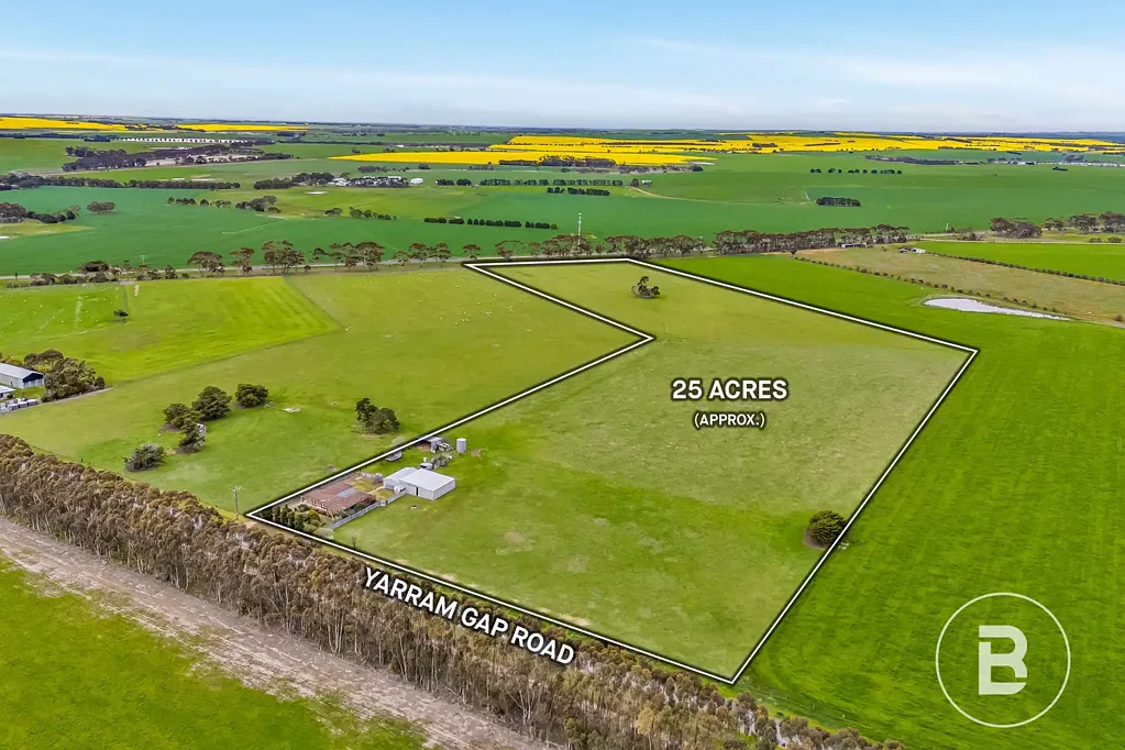 Willaura 4chambre Lifestyle Property on Approx. 25 Acres - Space, Shedding & Country Charm