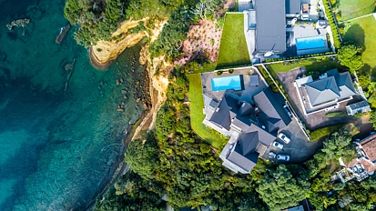 12月3日新西兰房地产与财经新闻汇总-破产季增5%，交易量暴跌35%，"逃离奥克兰"成趋势