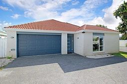 1/171 Botany Road, Botany Downs