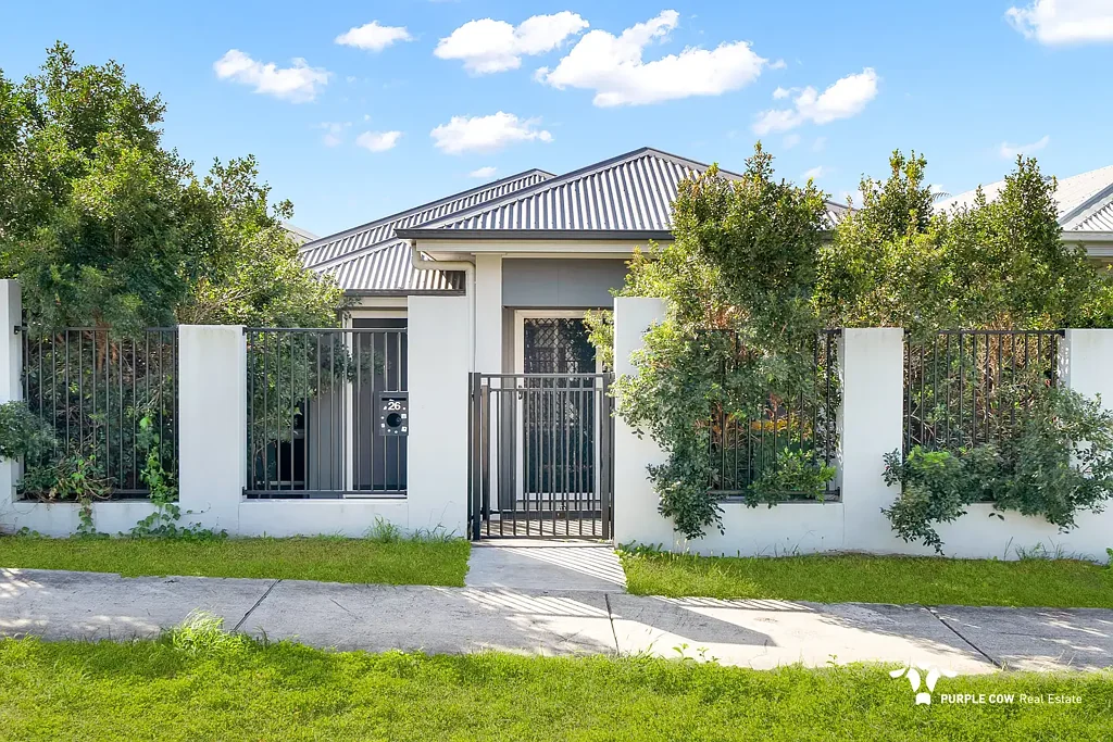 🏡 Modern Family Living in the Heart of Providence Estate