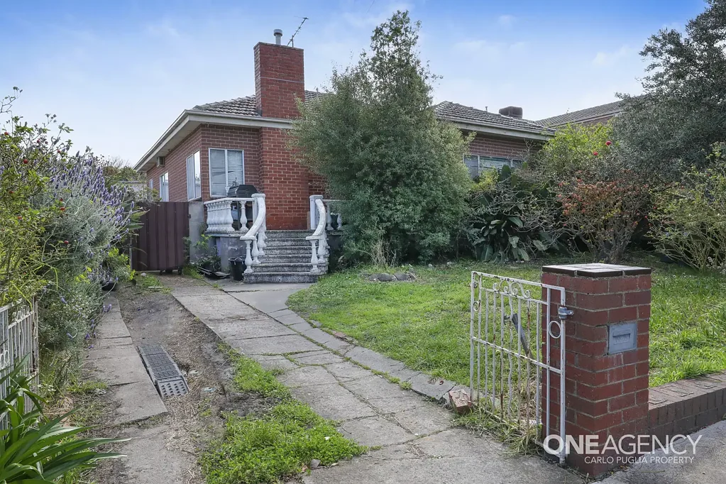 Coburg North 3 Bedroom Build, Develop or Renovate – The Choice is Yours