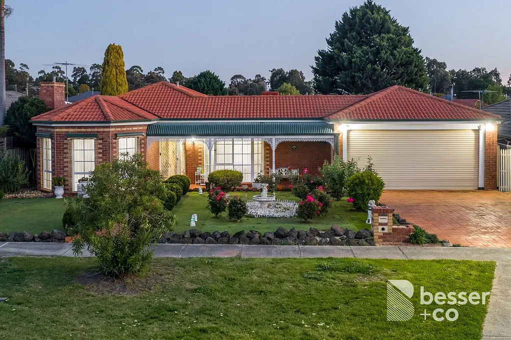 Cranbourne North 4Phòng ngủ Stylish Domain with Size to Surprise