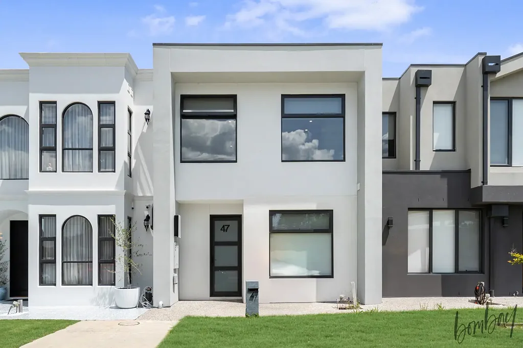 Roxburgh Park 6ห้องนอน Premium Investment Townhouse - NO BODY CORPORATE
