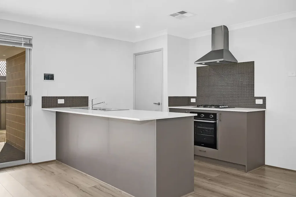 19 Ironcap Street, Banksia Grove, WA 6031