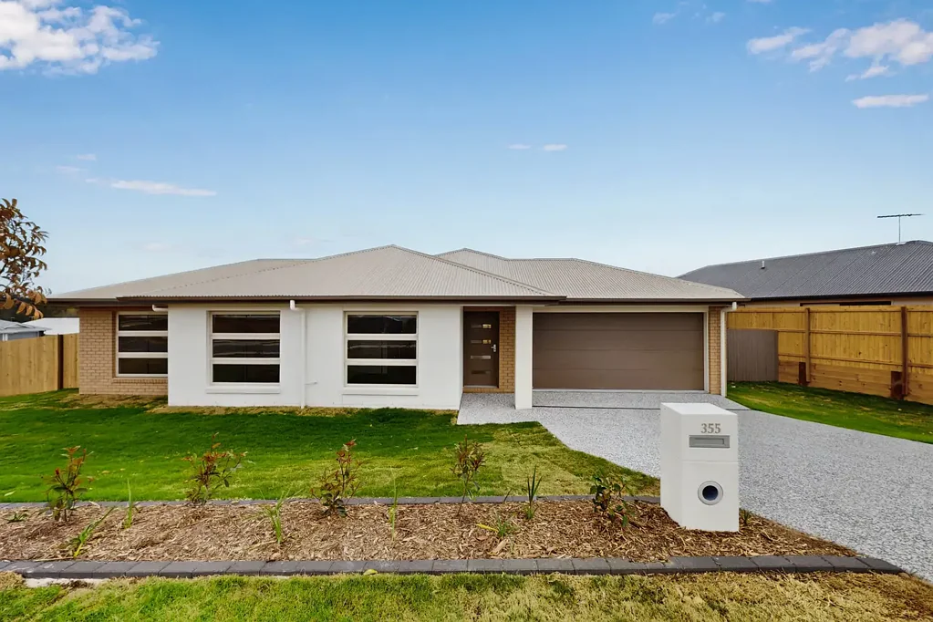 Collingwood Park 4 Bedroom Brand New Home on 2,104m² Corner Block