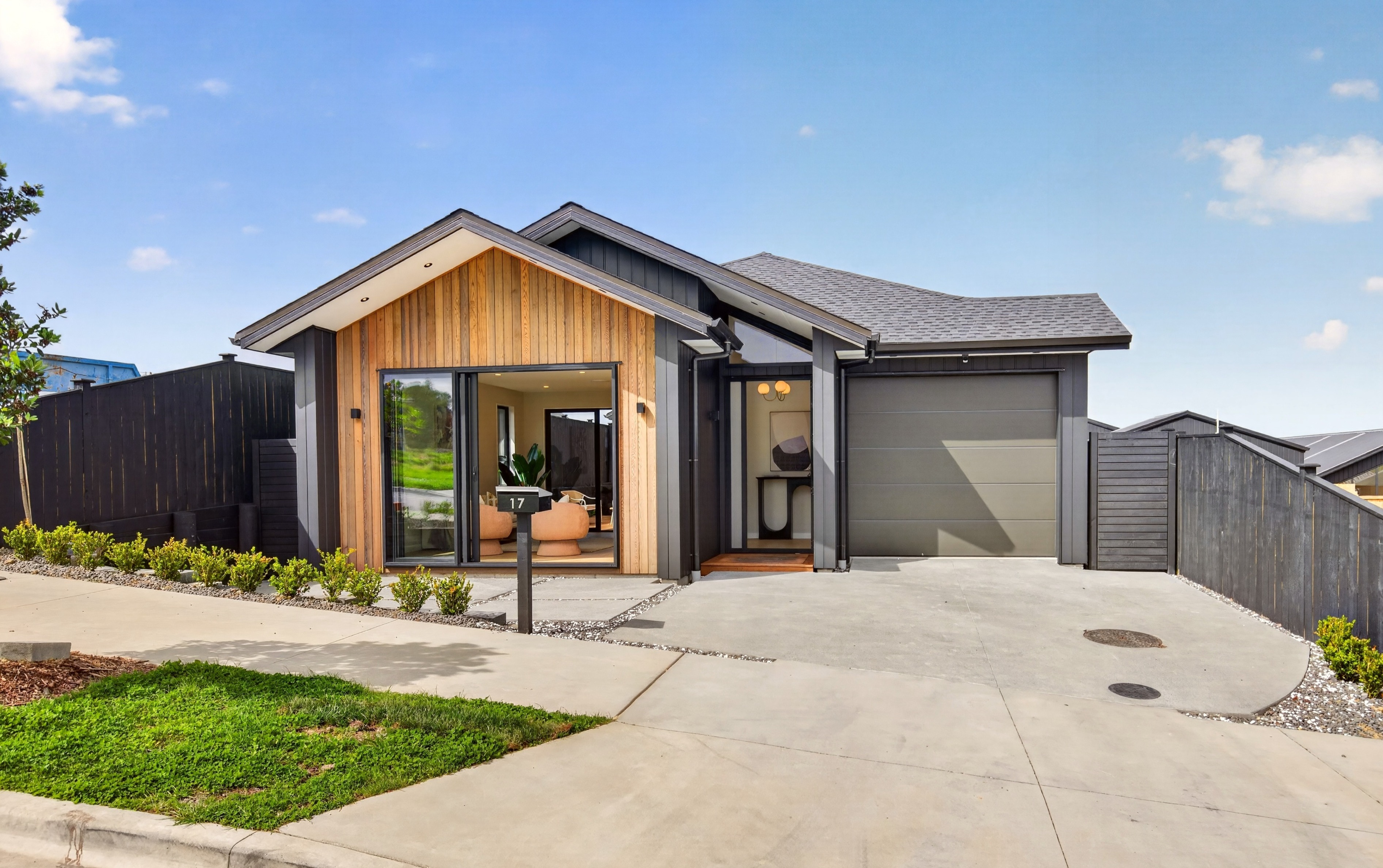 17 Tamaota Terrace, Wainui, photo 4