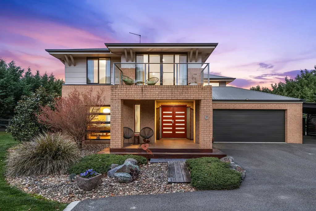 6 Blanchfield Drive, Kyneton, VIC 3444