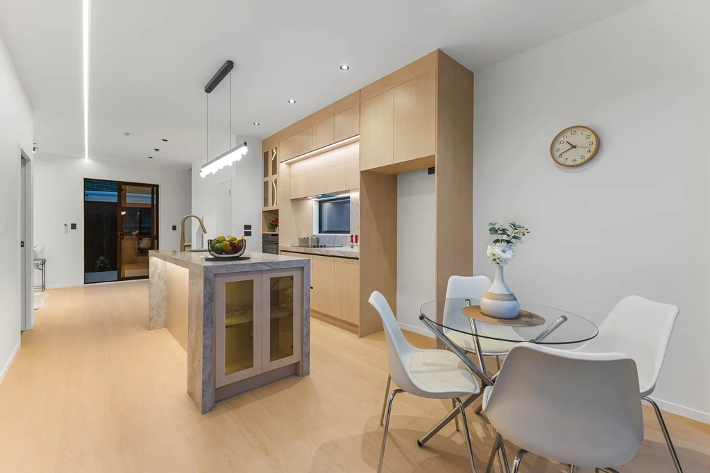 Botany Downs 3部屋 YOUR BRAND-NEW HOME AWAITS