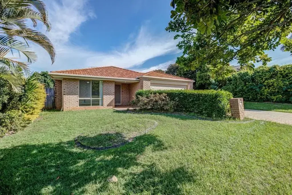 Spacious Family Living in Tranquil Brooklyn Park Estate