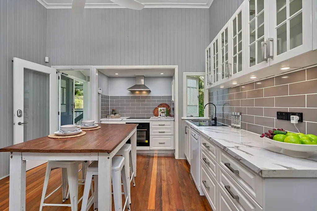 Mooroobool 3Moenga Classic Queenslander Charm on a Huge 809m² Subdividable Block