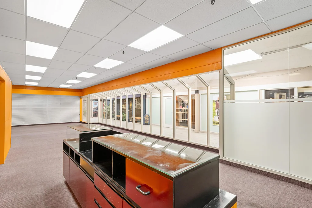 Alexandra Prime Retail Space for Lease - Alexandra Mall