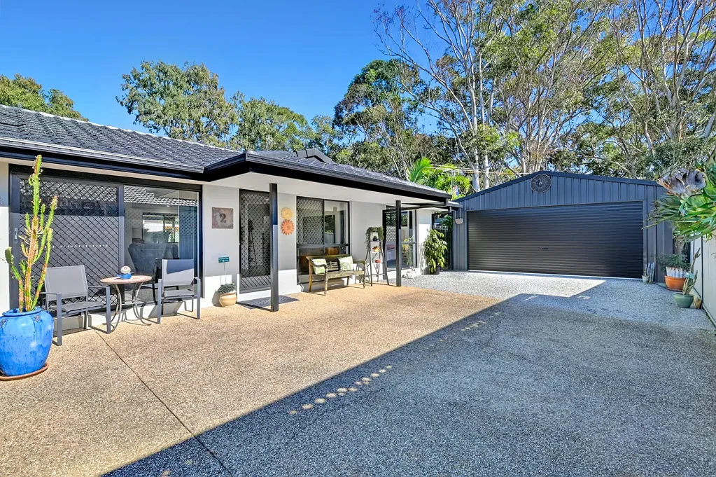 Arundel 2房  Stylishly Renovated Home in a Prime Location