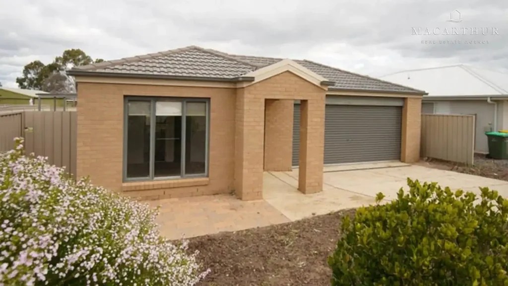 Welcome to 36 Bradman Drive!