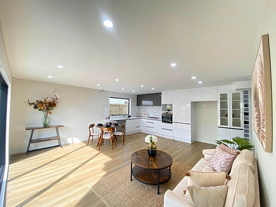 Comfortable Multi-Level Living in Prime Location
