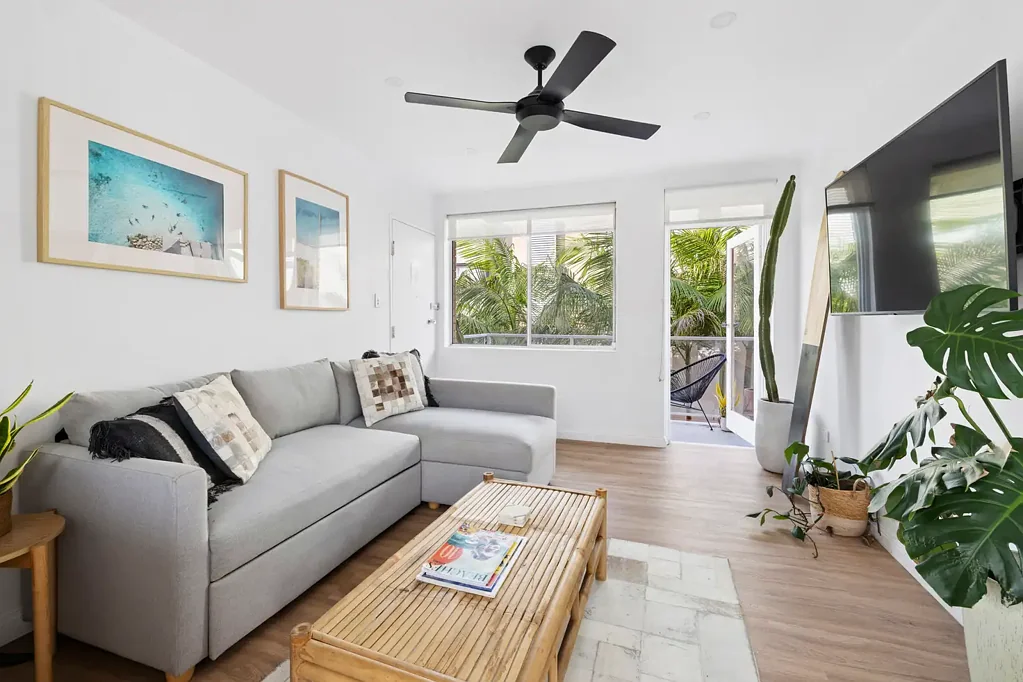 Dee Why 1બેડરૂમ Premium beachside location with chic modern interiors