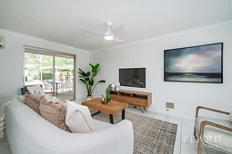 21 Calectasia Street, Greenwood