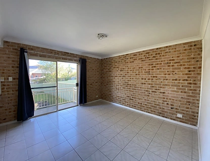 11 Hollydene Crescent, Edensor Park, South Western Suburbs, 3 chambres, 1 salles de bain, Apartment