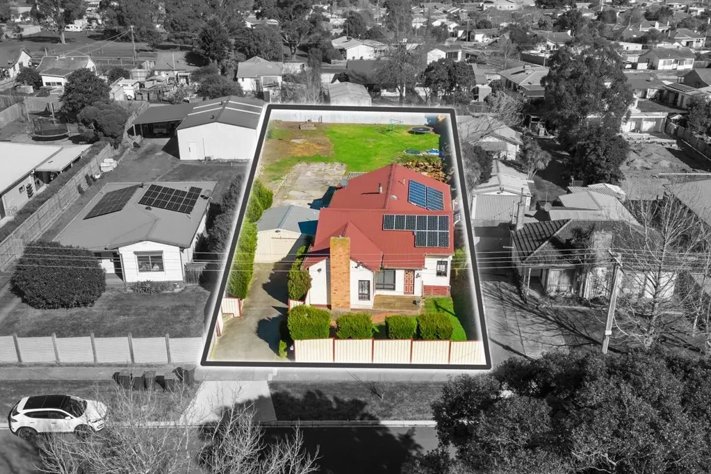 Morwell 4 Bedroom Modern Family Home with Development Potential (STCA)