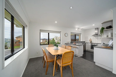 2 Comber Place, Johnsonville, 3 Bedrooms, 2 Bathrooms, House