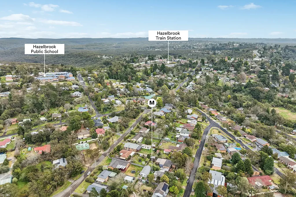 Hazelbrook 4 Bedroom Rare, dual income offering, located in quiet, yet convenient street