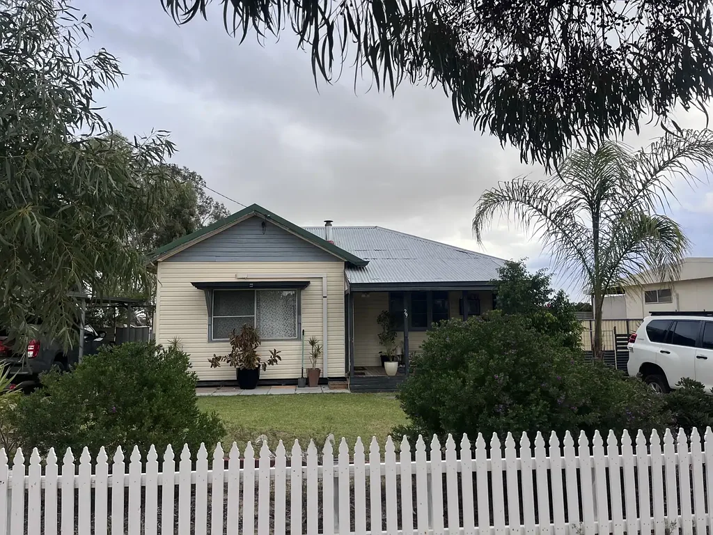 29 Baxter Rd, Cunderdin, WA 6407
