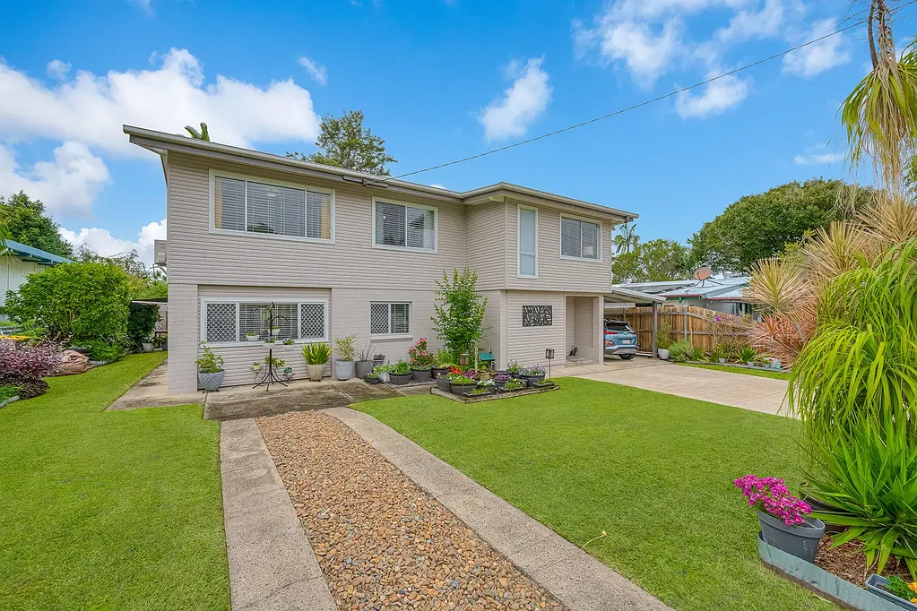 Deception Bay 3chambre Coastal Charm Meets Modern Comfort!
