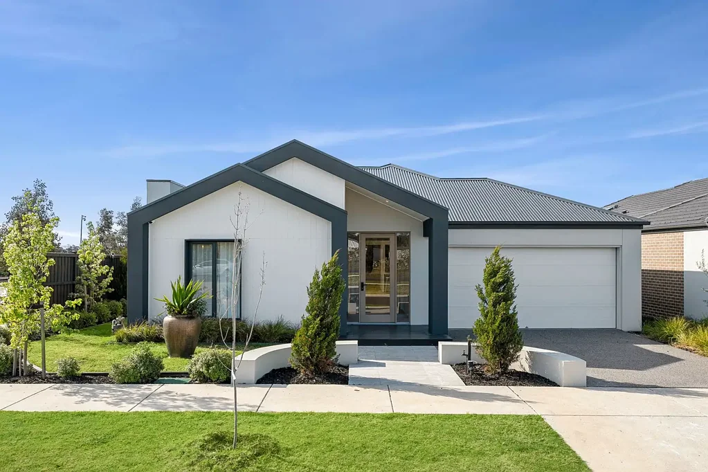 21-23 Gascoyne Circuit, Lara, VIC 3212