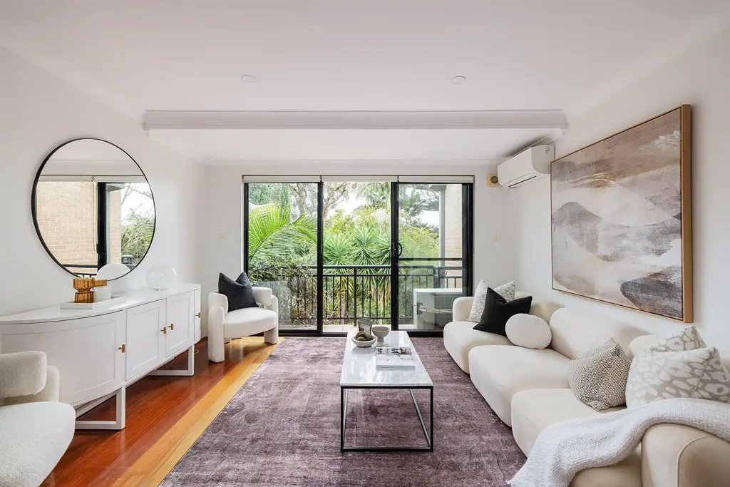 Randwick 1ห้องนอน One-bedroom apartment with parking / quiet green setting/ close to beaches